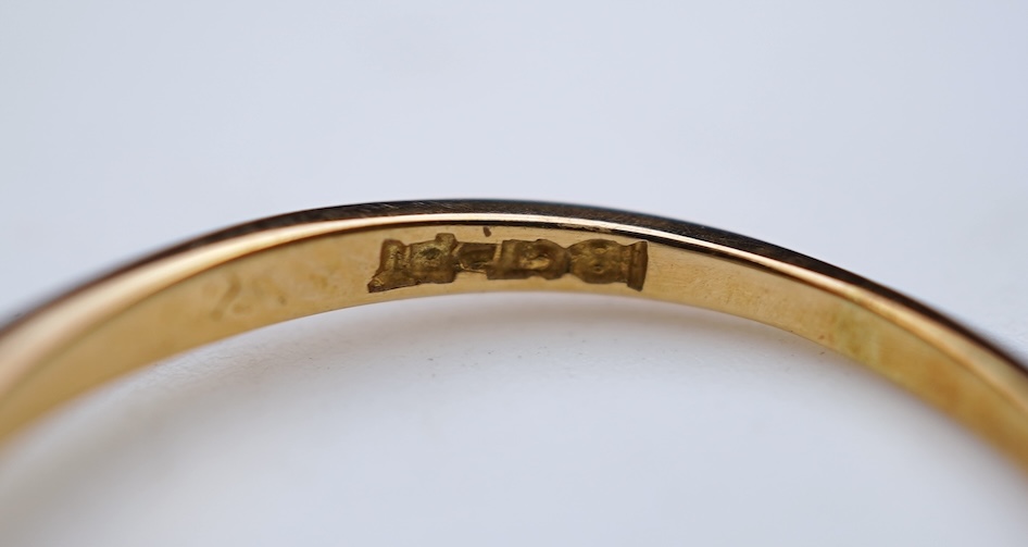 A three-stone diamond ring, early 20th century